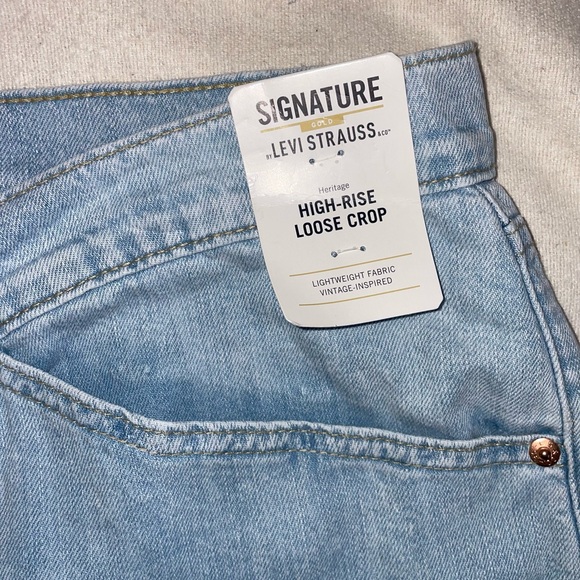 NWT LEVIS STRAUSS SIGNATURE HIGH RISE LOOSE CROP SIZE 22W - Picture 10 of 10